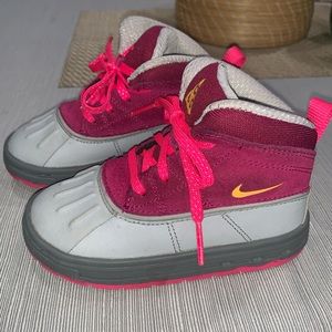 Nike Snow Boots